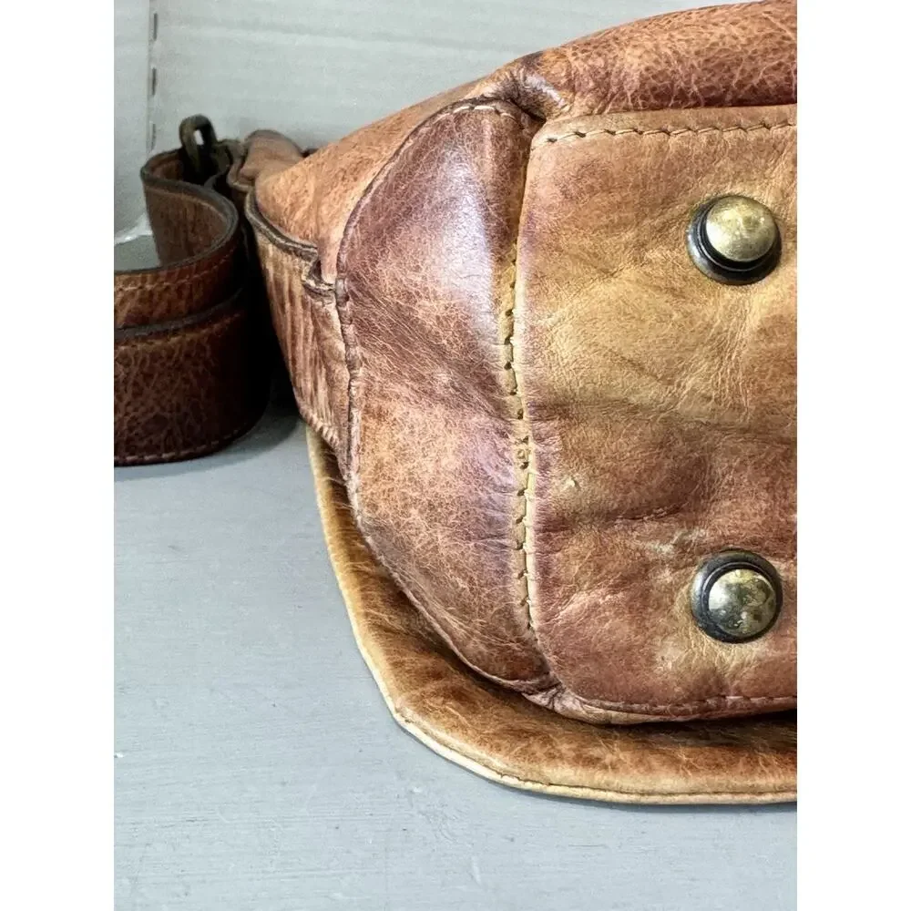 Moore & Giles Reclaimed Messenger Bag In Heirloom Oak Computer Distressed